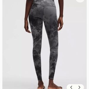 Lululemon Align *pockets* size 4 yoga pants Leggings